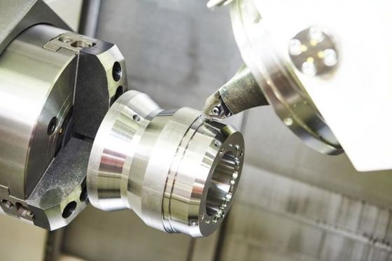 Σκληρύντε επεξεργασμένη στη μηχανή τη CNC CNC μετάλλων μέρη επεξεργασία μετάλλων που προσαρμόζεται